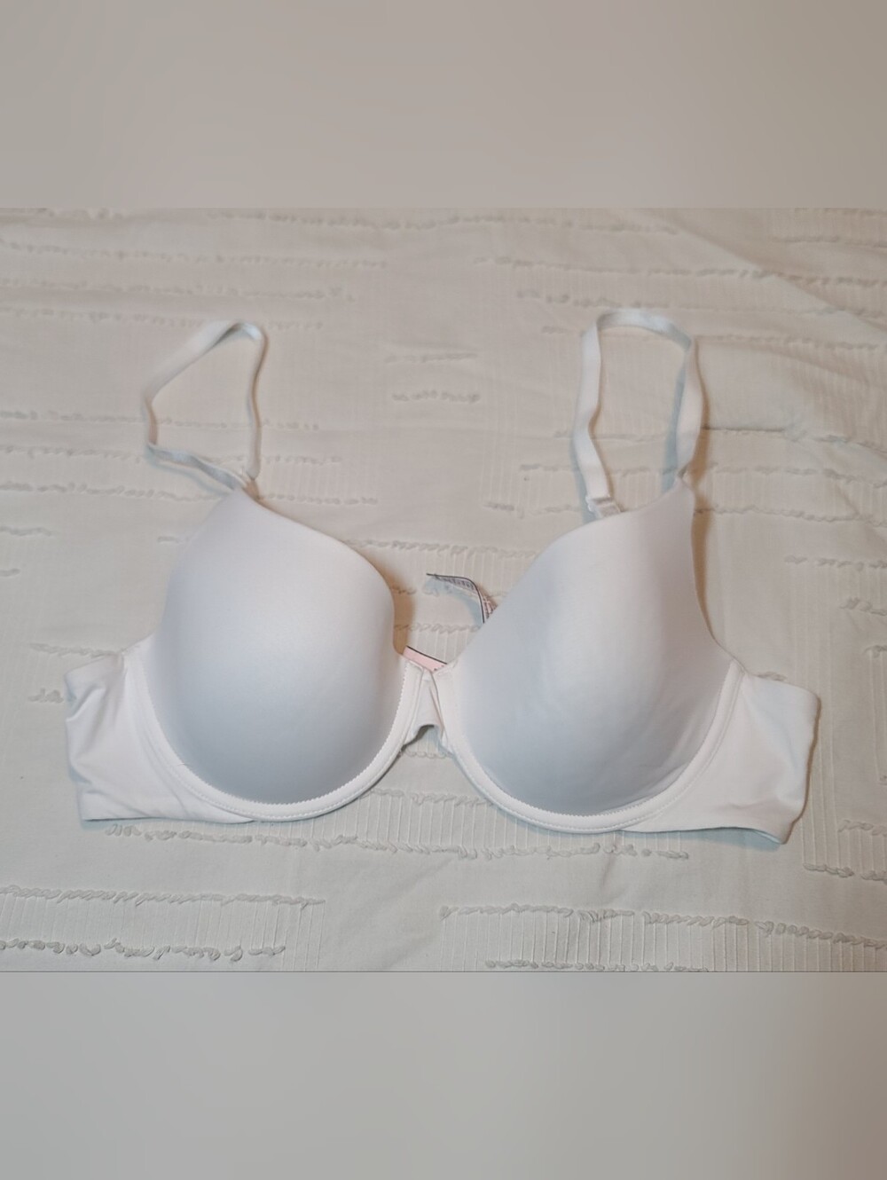 Victoria's Secret T-Shirt Lightly Lined Demi Underwire Bra White 36B
